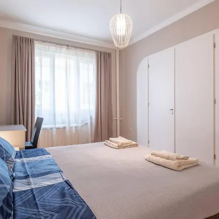 アパート Gorgeous 2 Bdrm Fully Equipped Flat, Location ソフィア
