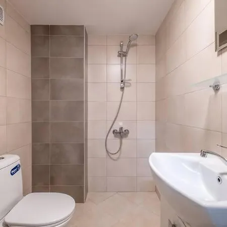 アパート Gorgeous 2 Bdrm Fully Equipped Flat, Location *