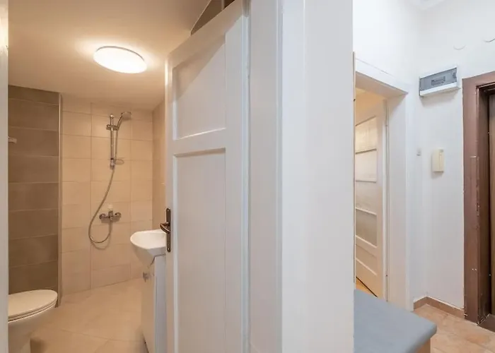 Gorgeous 2 Bdrm Fully Equipped Flat, Location Apartamento